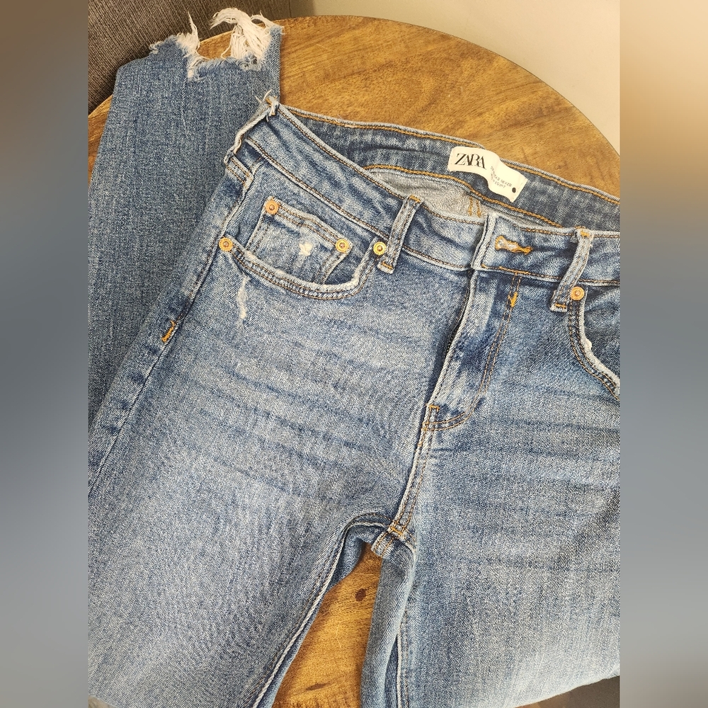 Zara Blue The Skinny Jeans Frayed Hems Womens Size 6 - Picture 3 of 4